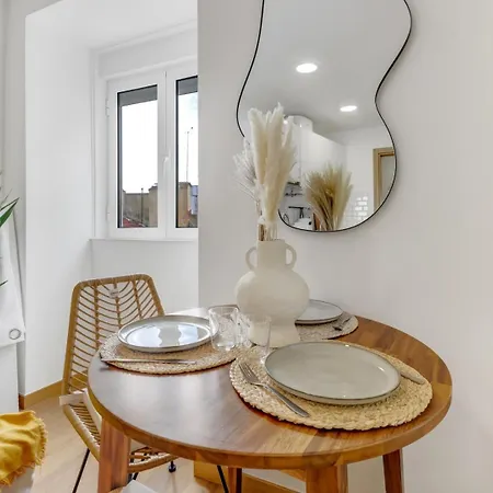 Ferienwohnung 1Br Cosy Heart Of Santos W Ac | By Airnest Lissabon Exterior foto