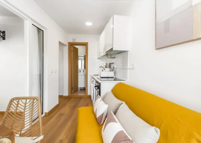 1Br Cosy Heart Of Santos W Ac | By Airnest